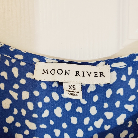 Moon River Women's Blue Dot Midi Tiered Dress sz XSmall - Picture 5 of 9